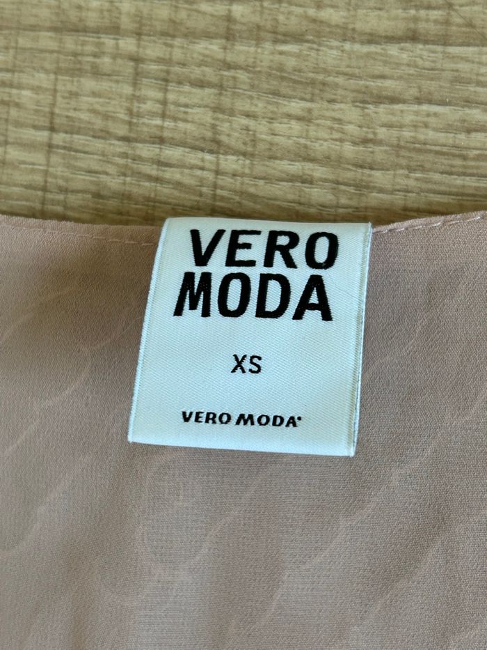 Blouse rose nude à manches longues Vero Moda taille XS jamais portée - photo numéro 9