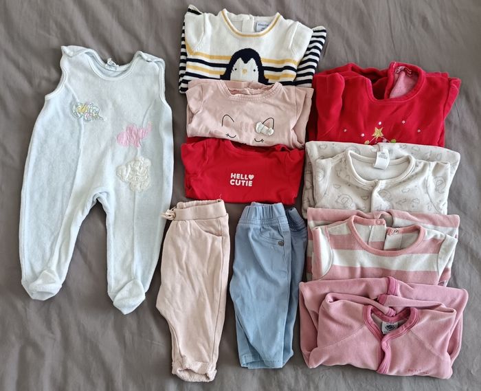 Lot de vêtements 3 mois fille en très bon état