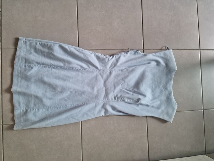 Vends robe bleu Zara S - photo numéro 2
