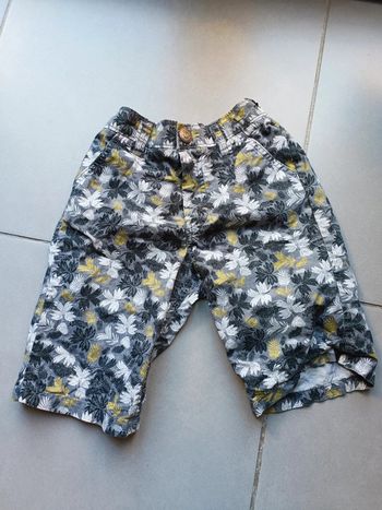Short taille 8 ans