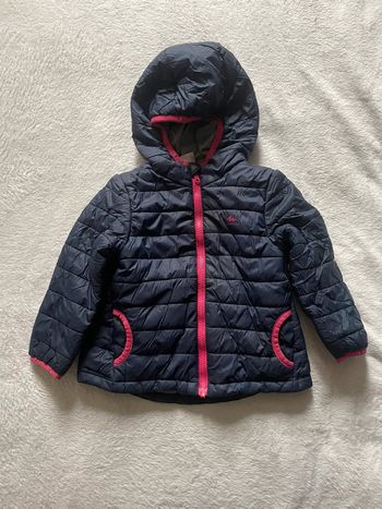 Doudoune pour fille taille 3/4 ans