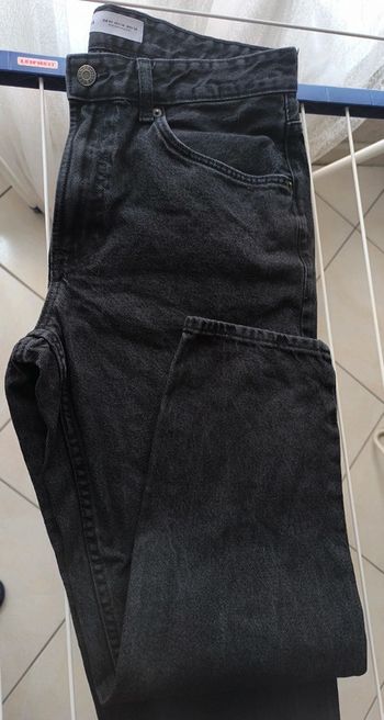 Jean noir Bershka 44