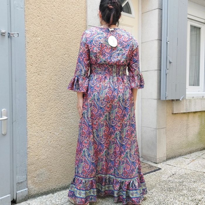 Robe neuve 100% soie tTU - photo numéro 4