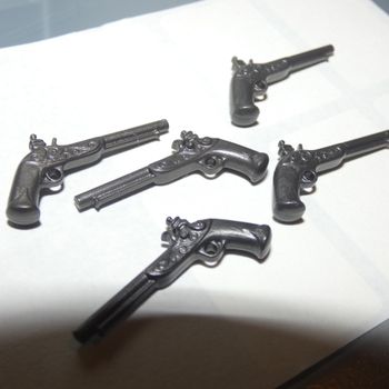 lot de 5 pistolets pirates playmobil(66)