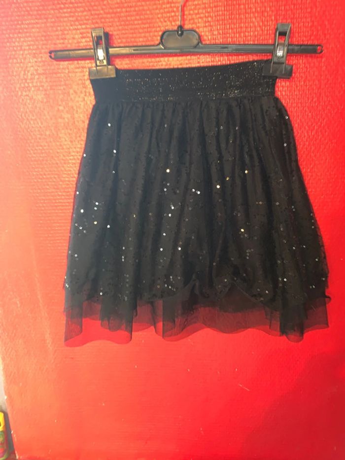 Jolie jupe en tulle paillettes