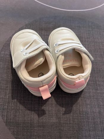 Chaussures bébé - Pointure 16 - Neuf