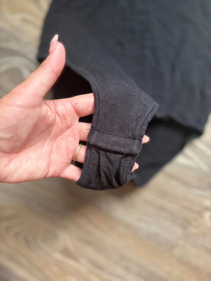 Body Puma - noir - taille 38/40 - en très bon état - photo numéro 3