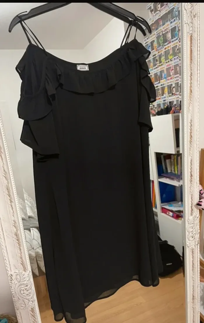 Robe noire - photo numéro 7