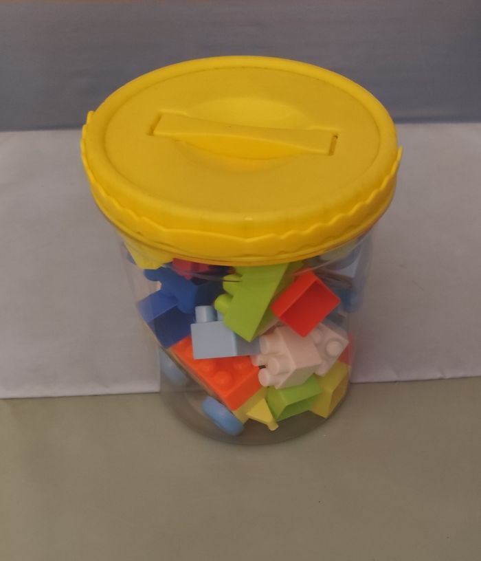 Jeu de construction style lego - photo numéro 2