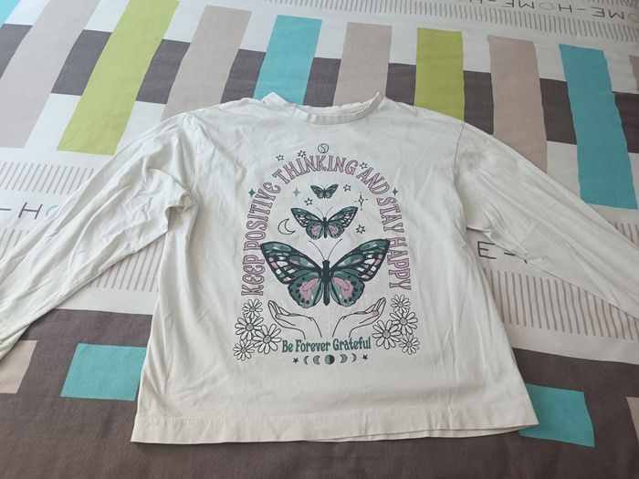 T-shirt manches longues taille xxs/ 12 ans