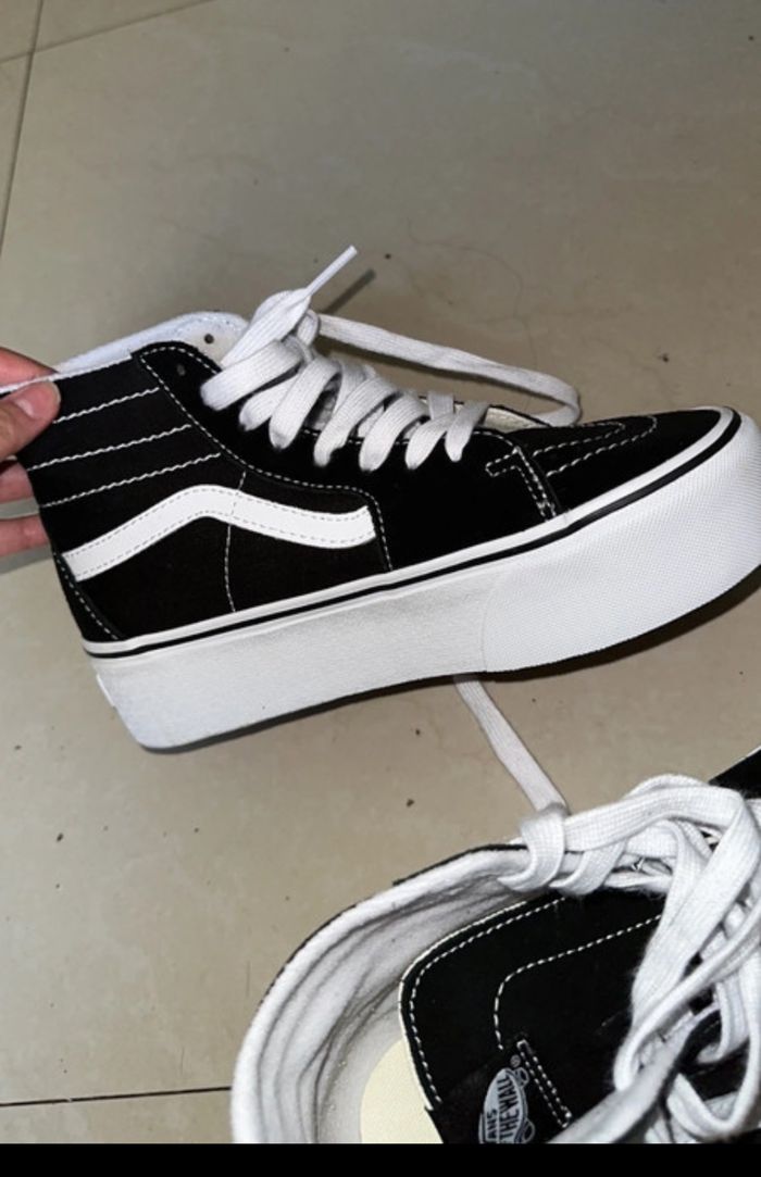 Vans platform