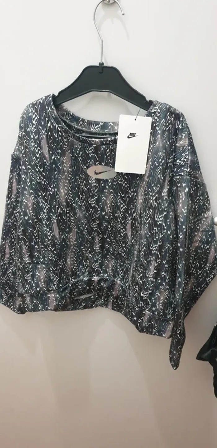 Sweat ample Nike Taille 6-7 ans (116-122cm)