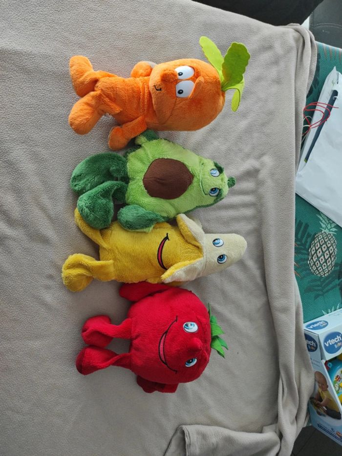 Lot peluche légumes