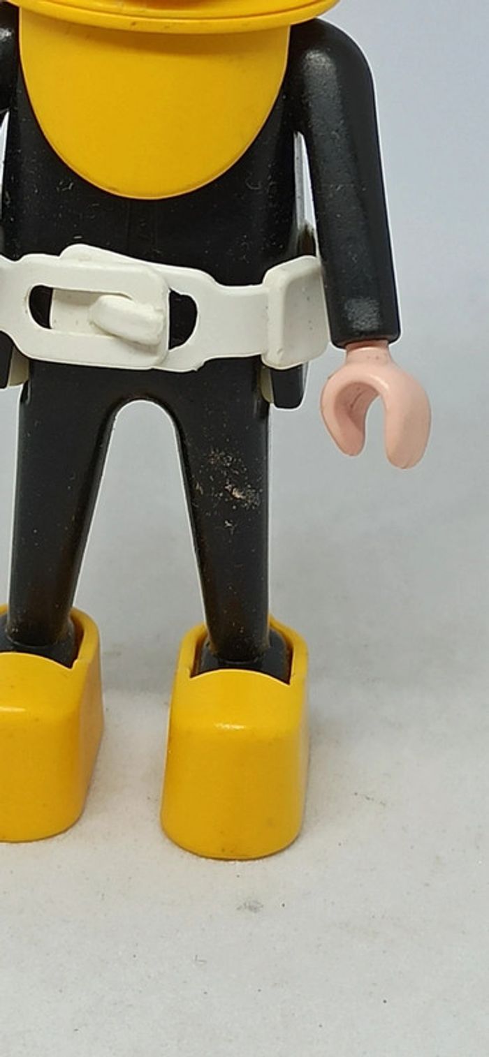 Homme scaphandrier avec combinaison noire playmobil - photo numéro 2