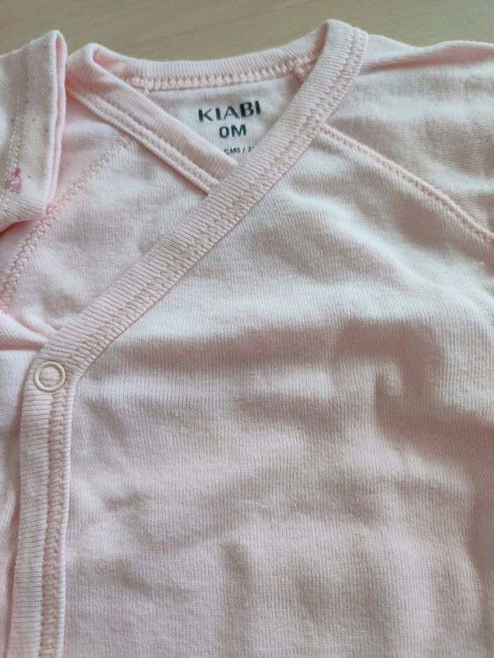 Lot de 3 bodies MC Kiabi neuf - photo numéro 4