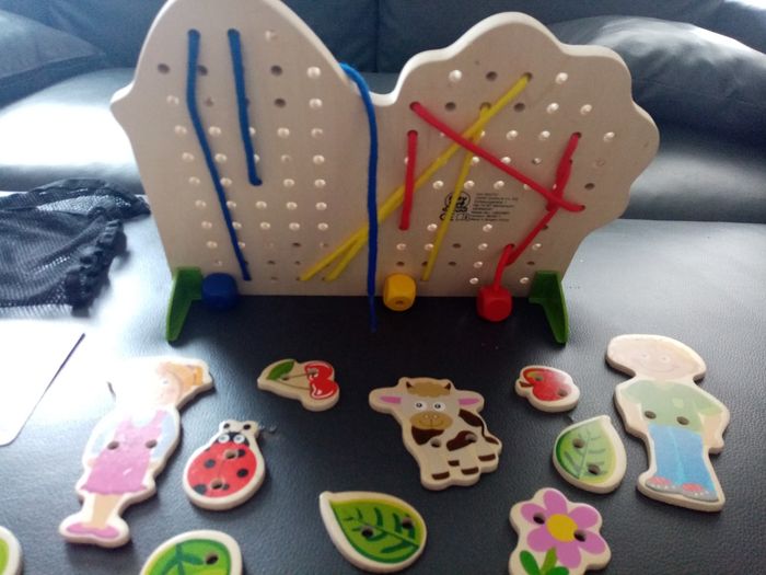 Jeu d'enfilage en bois - photo numéro 2
