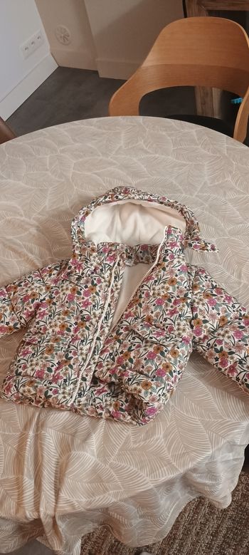 Manteau fille fleuri 2/3 ans