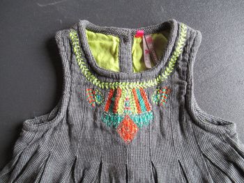 Robe fille 1 an / 12 mois Orchestra comme neuve + don de vêtements printemps / été