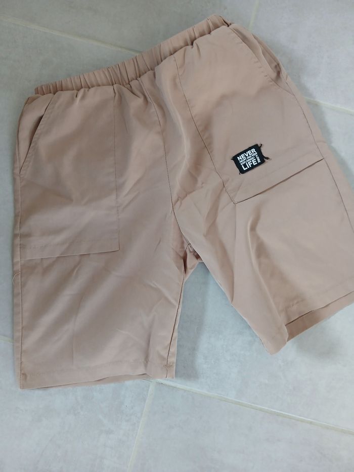 Lot 2 bermudas - photo numéro 3