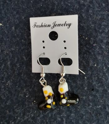 Petites boucles d'oreilles bottes