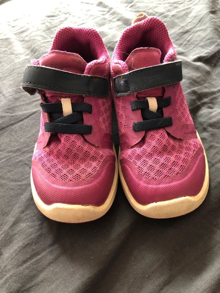 Chaussures violette décathlon taille 24
