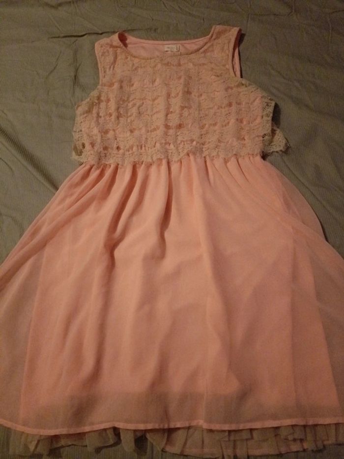 Magnifique robe d été fluo 38