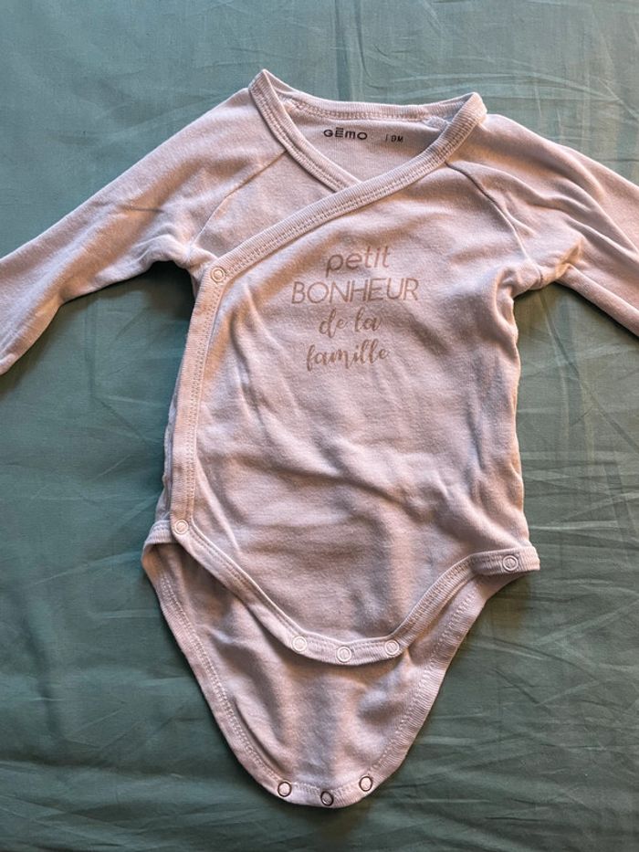 Lot de 2 bodies 9 mois ouverture avant - photo numéro 2