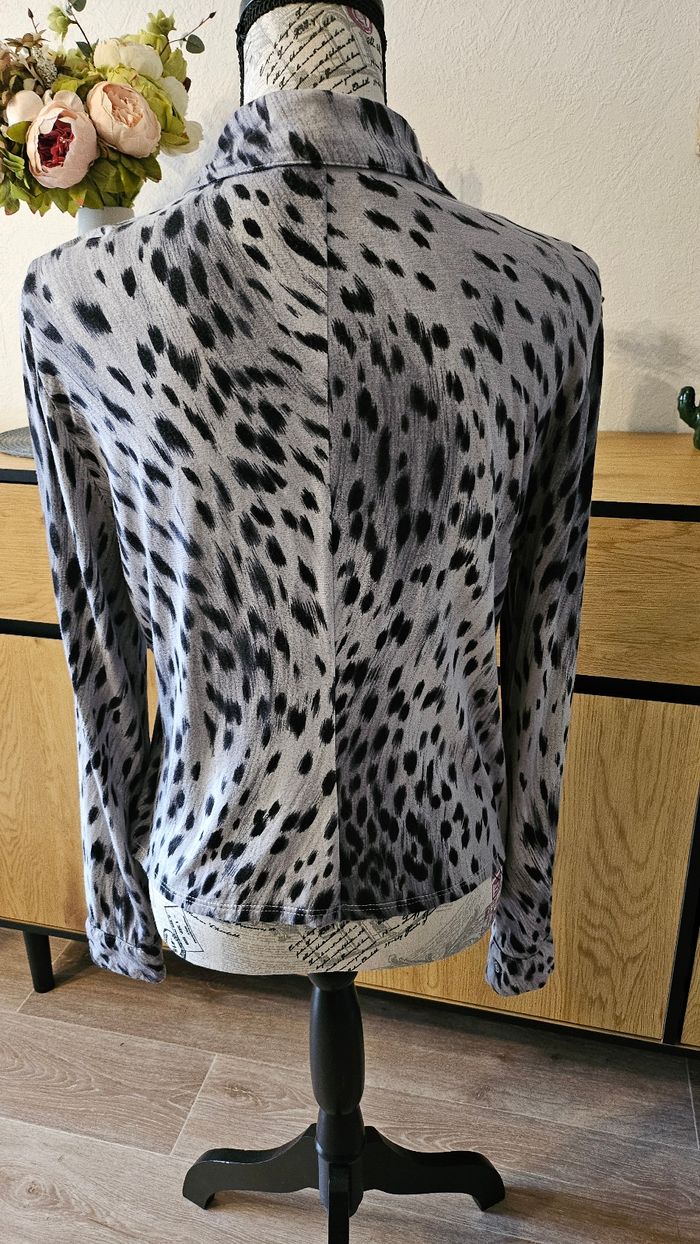 Beau chemisier T.38 - photo numéro 3