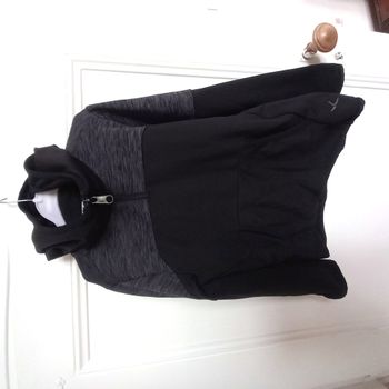 Pull zippé à capuche Décathlon 5 ans