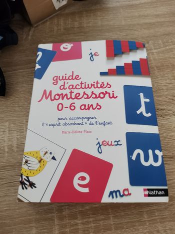 Livre guide Montessori