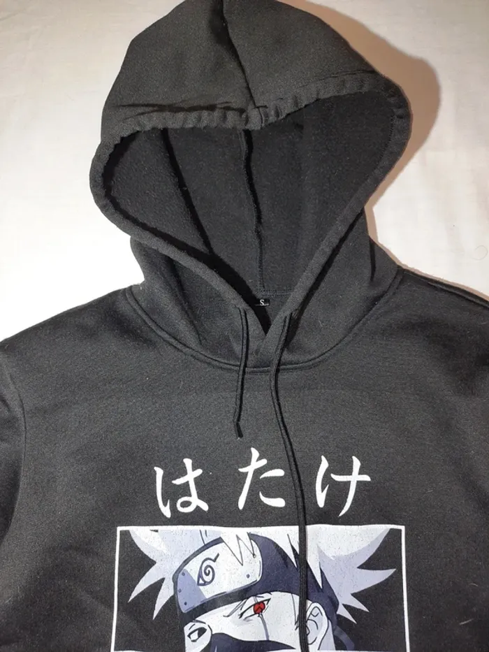 Pull à capuche kakashi - photo numéro 4