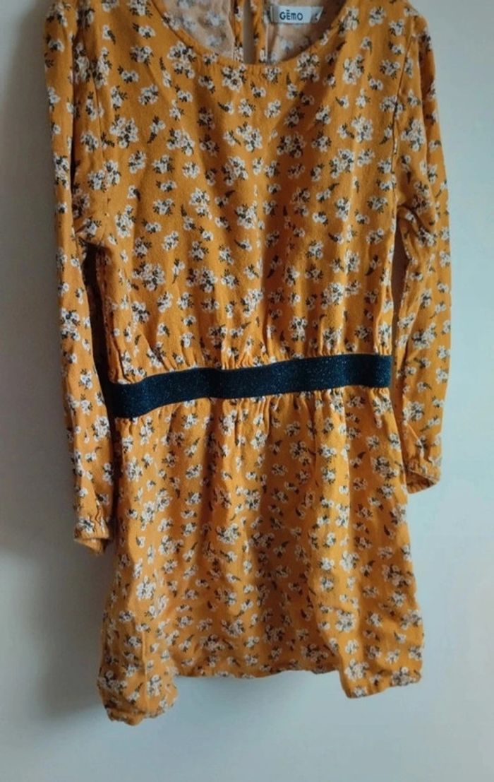Robe Gémo 5 ans - photo numéro 4