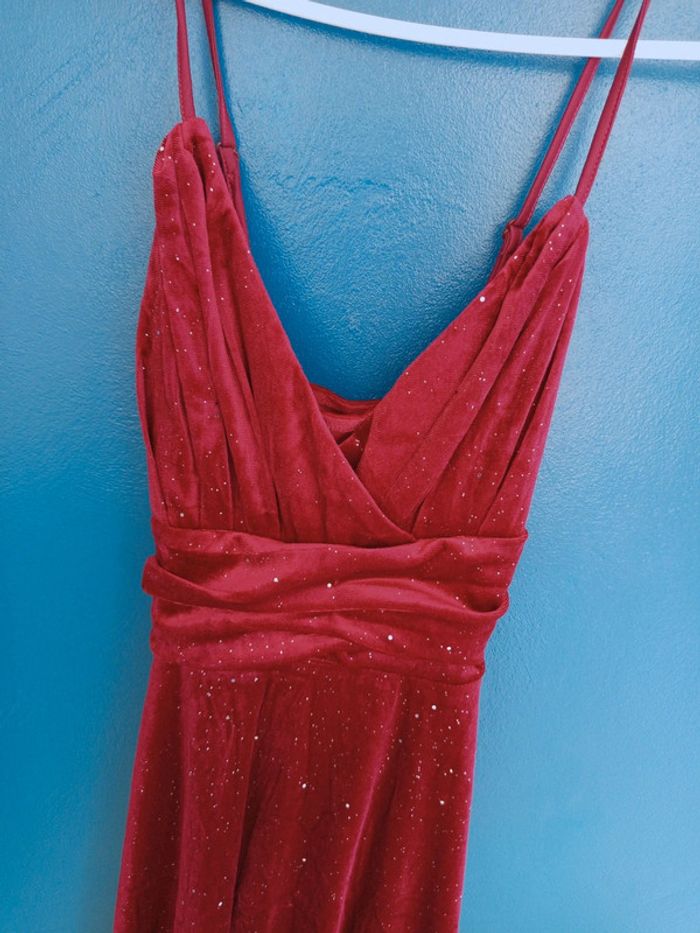 Robe rouge pailletée shein avec dos croisé - photo numéro 2