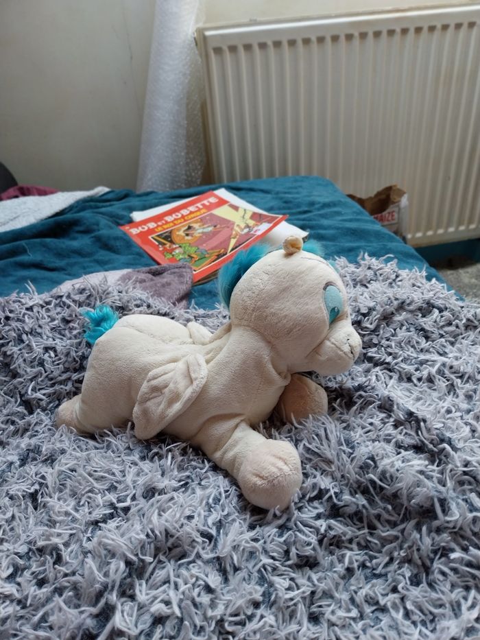 Peluche Disney store pegase