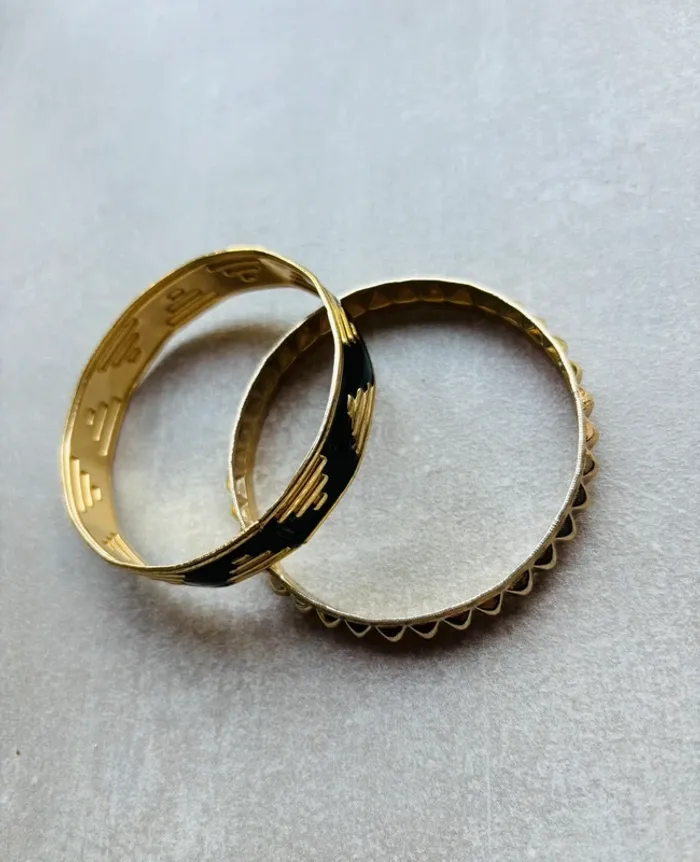 2 bracelets fantaisie dorés neufs - photo numéro 2
