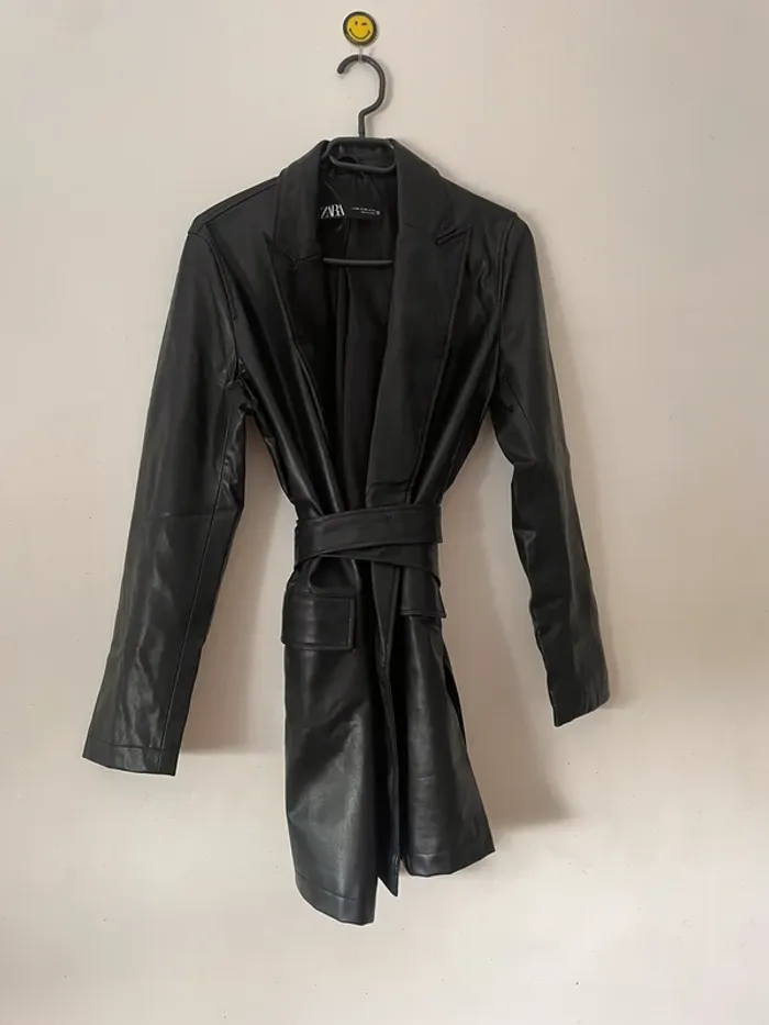 Zara Veste blazer mi-long en similicuir ceinturée taille XS - photo numéro 11