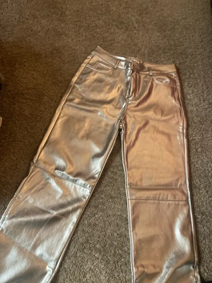 Pantalon argenté - photo numéro 4