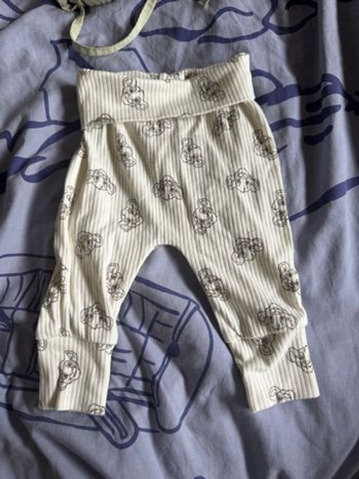Pantalon le roi lion taille 3 mois - photo numéro 2