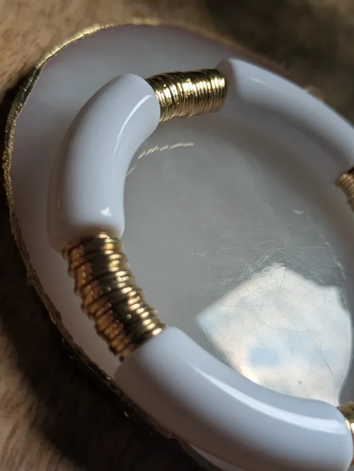 Bracelet tube acrylique tendance - photo numéro 3