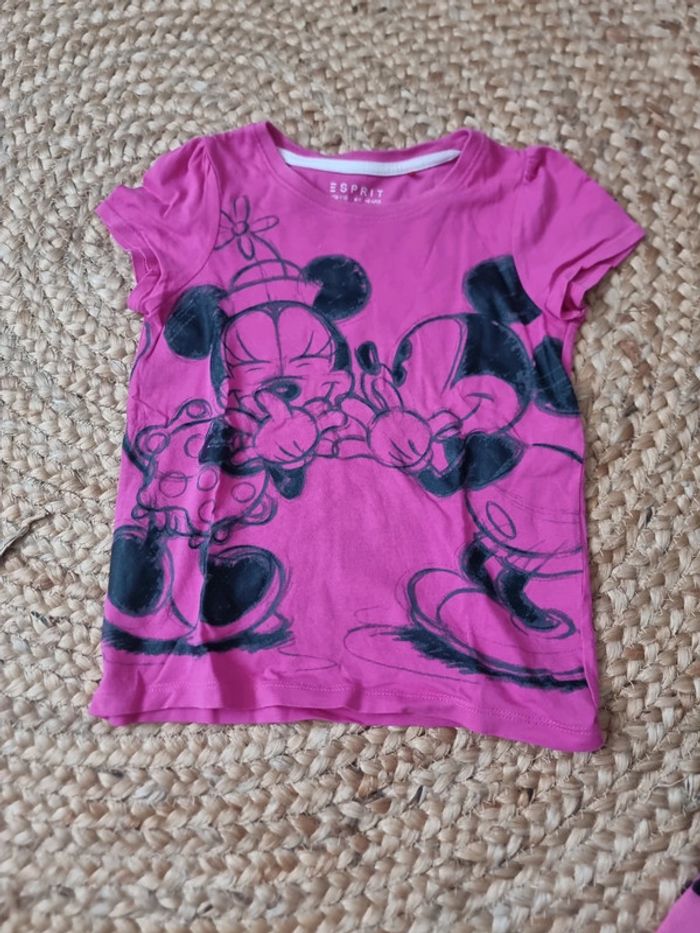 Tee-shirt rose fuschia disney esprit Taille 4-5ans