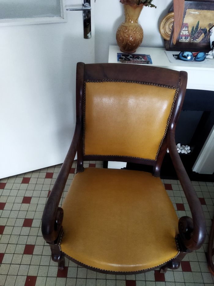2 chaises - photo numéro 2