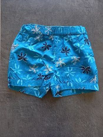 Short fille 