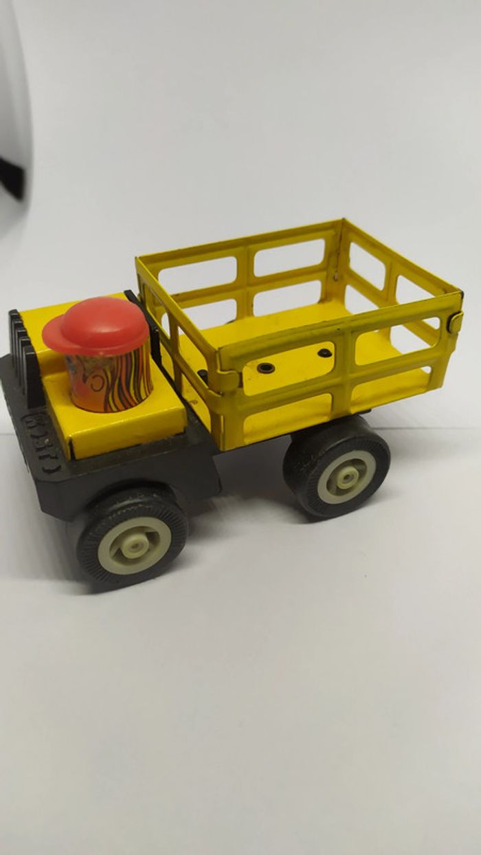 vintage petit camion metal kosto