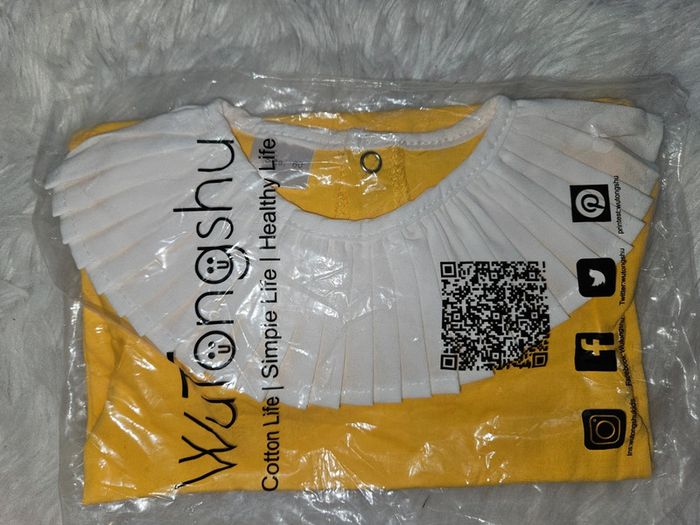 Barboteuse jaune bébé - Taille 60 cm (3 mois) neuve - photo numéro 2