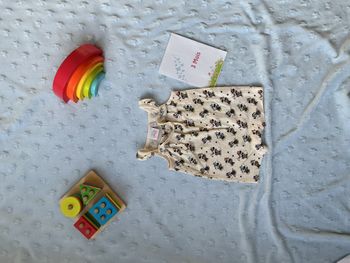 combinaison short débardeur beige motifs minnie disney 3 mois pressions entre les jambes