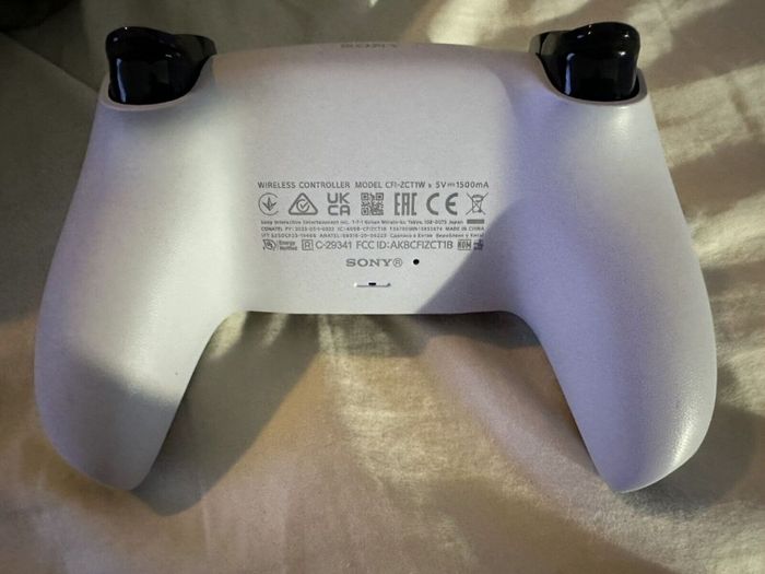Sony PlayStation 5 Pro 2To Neuve - photo numéro 9