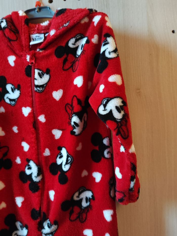 Combinaison pyjama fille Minni avec oreille🐞Mouse Disney  Polaire 5 ans envoye aujourd'hui ou demain - photo numéro 8