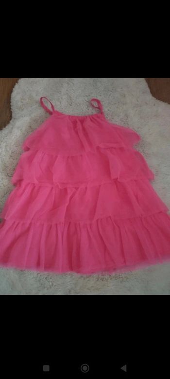 Jolie robe en tulle taille 23 mois