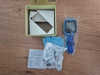 Blackview Z10 Montre Connectée d'appel pour enfants Smartwatch Bleu, comme neuf