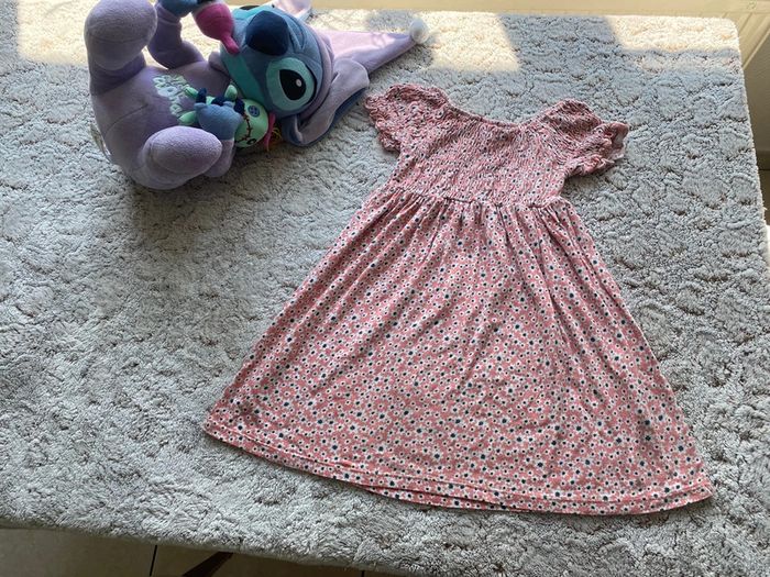 Jolie robe Kiabi 4 ans - photo numéro 4